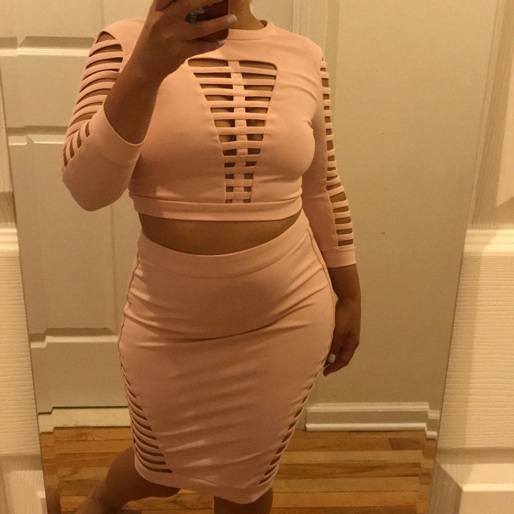 ⚠️MOVING OUT: Taking offers! Tea & Cup Pink Set